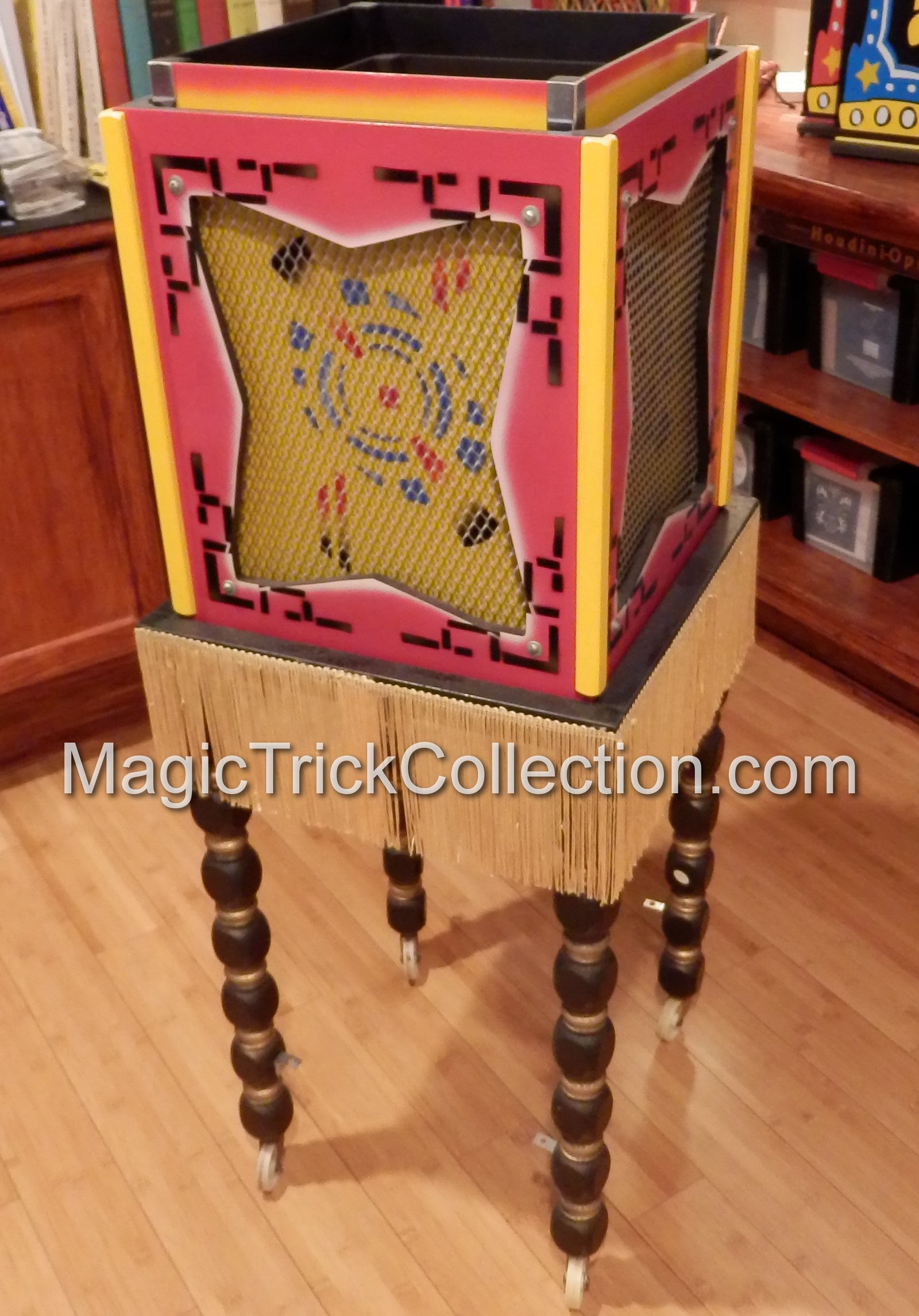 MAK Magic Jumbo Square Circle